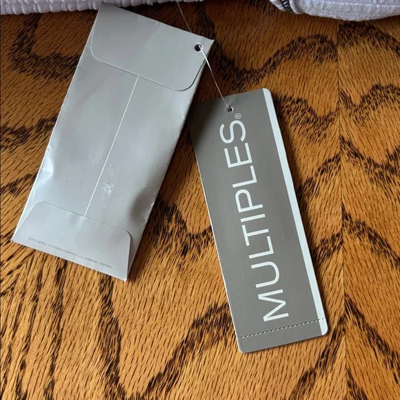 Multiples - Black & White Button Down Top - Picture 7 of 8